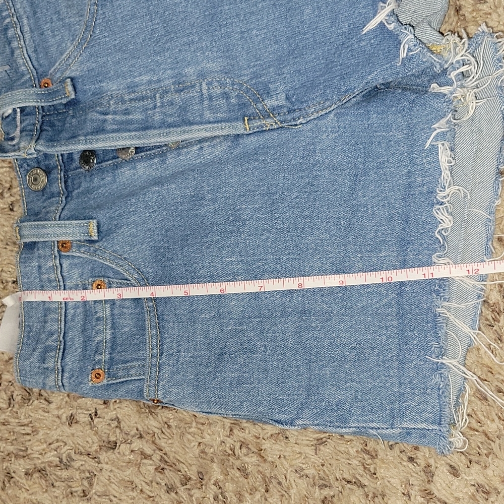 Levi's - Picture 7 of 7